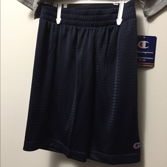 Champion Shirt/Shorts - Picture 3 of 3